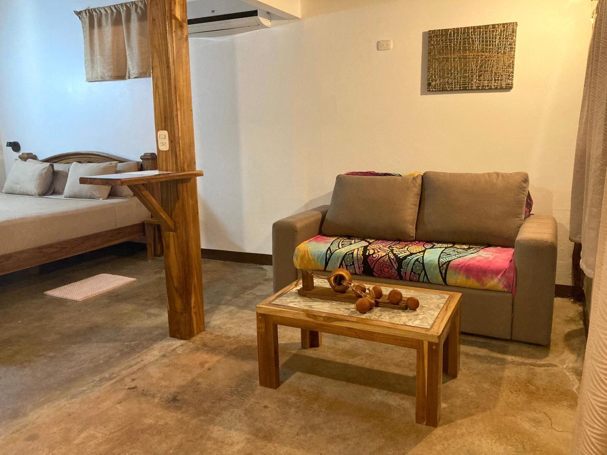 Tamahostel & Glamping Tamarindo Esterno foto